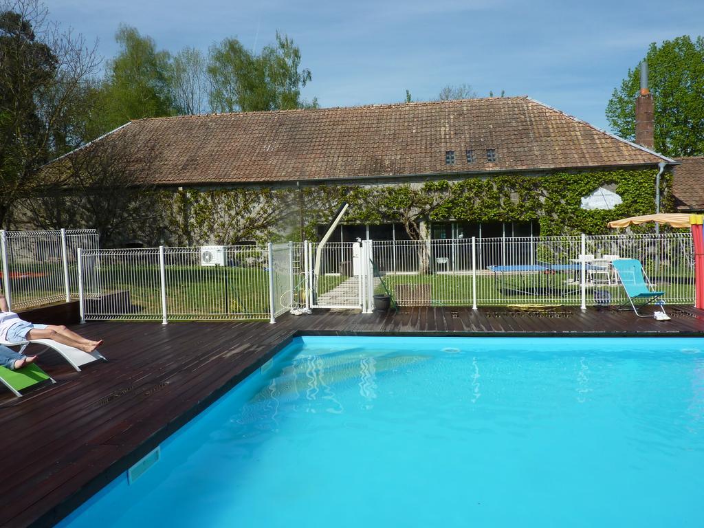 Chambres D'Hotes La Corne Aux Vaches Fretigney-et-Velloreille Exterior photo